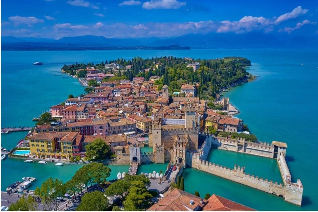Hoya Apartment Sirmione Luaran gambar
